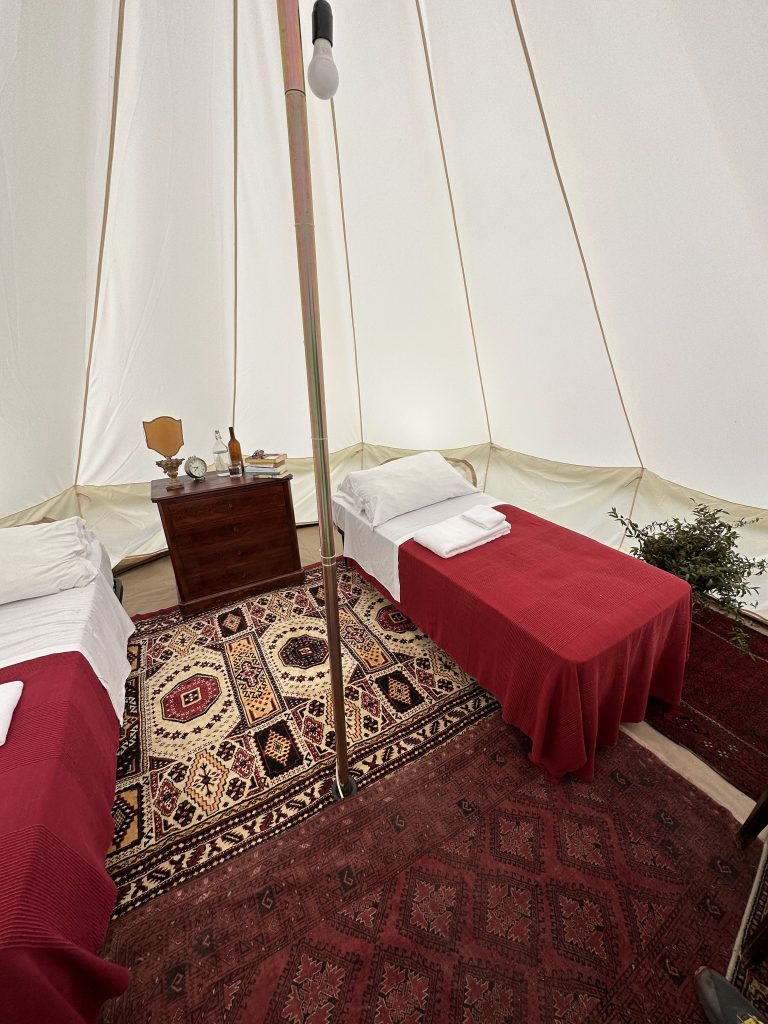 the scale up week glamping innen